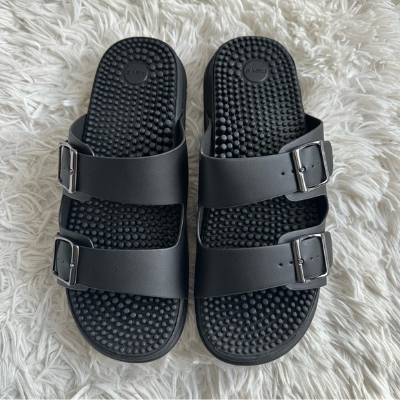 Other - Revs Mens Lochy Double Strap Acupressure Sandals Black New In Box Size 9